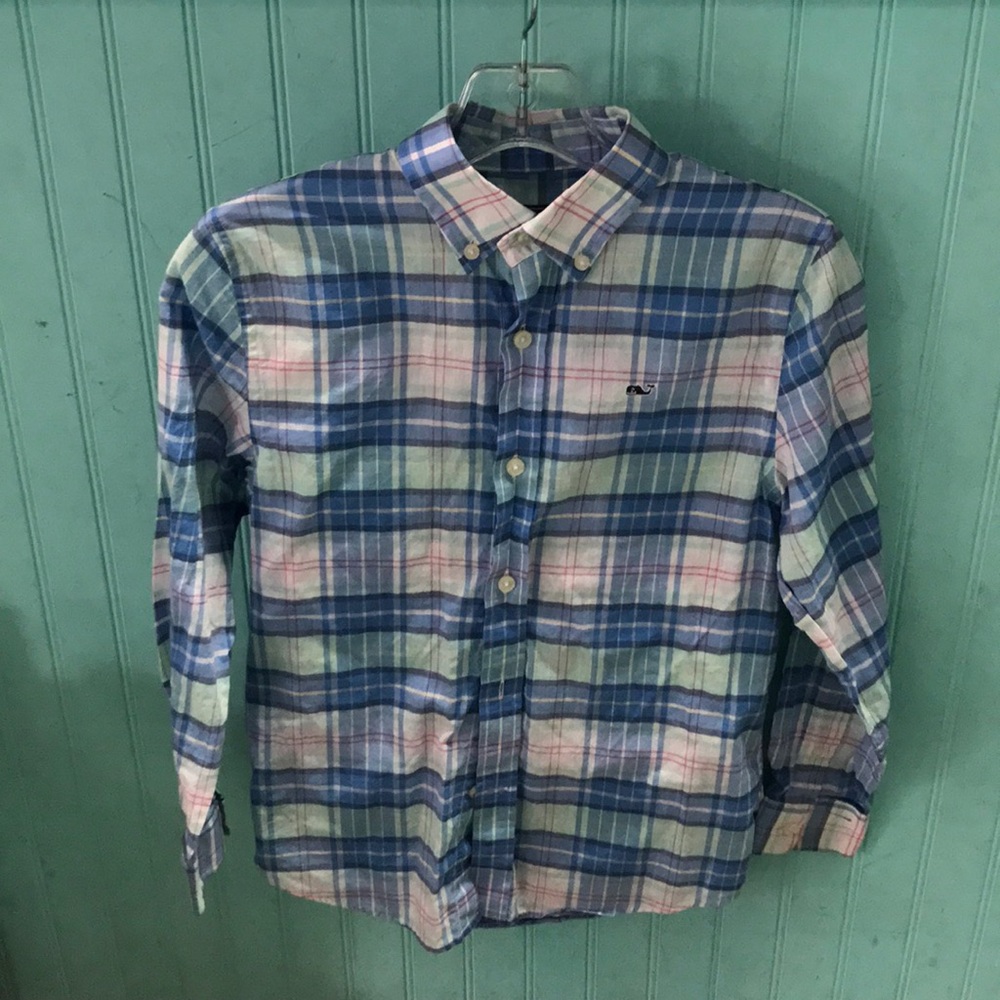 Vineyard vines